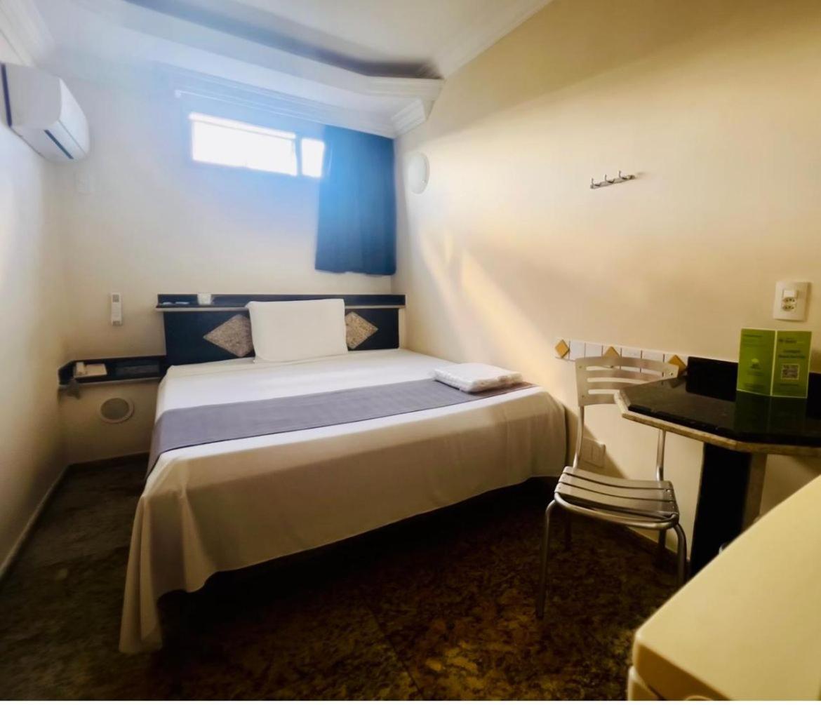 Hotel Buriti Stop (Adults Only) Goiania Bagian luar foto