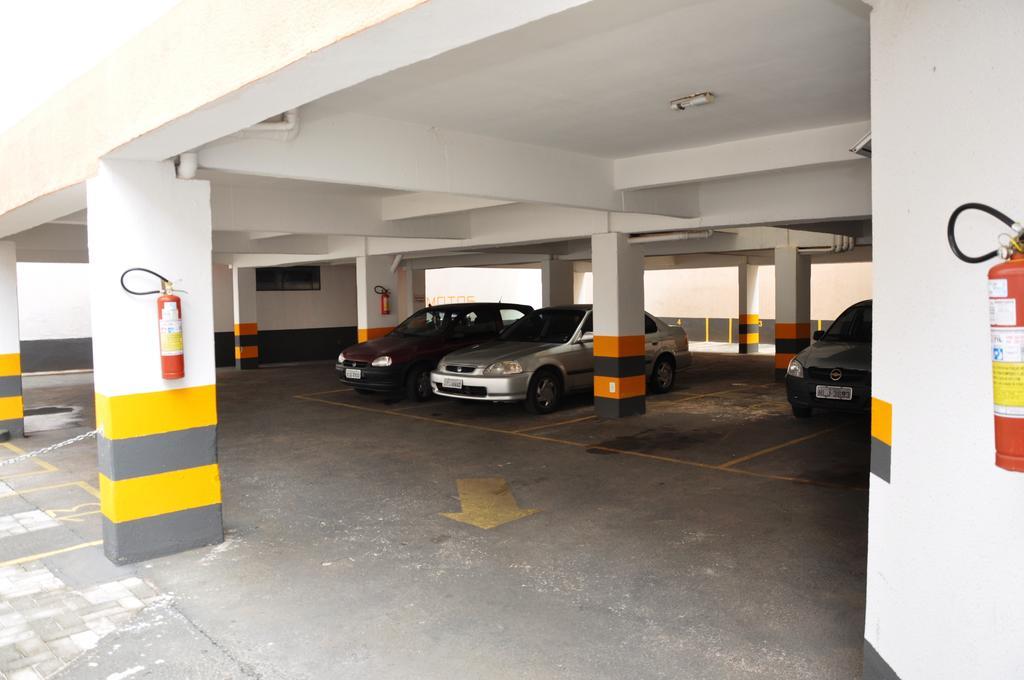 Hotel Buriti Stop (Adults Only) Goiania Bagian luar foto